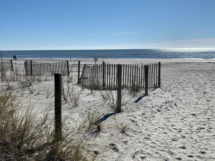 Seaforever-King Bed, Ocean Views With Beach Bikes Hilton Head Island Exterior photo